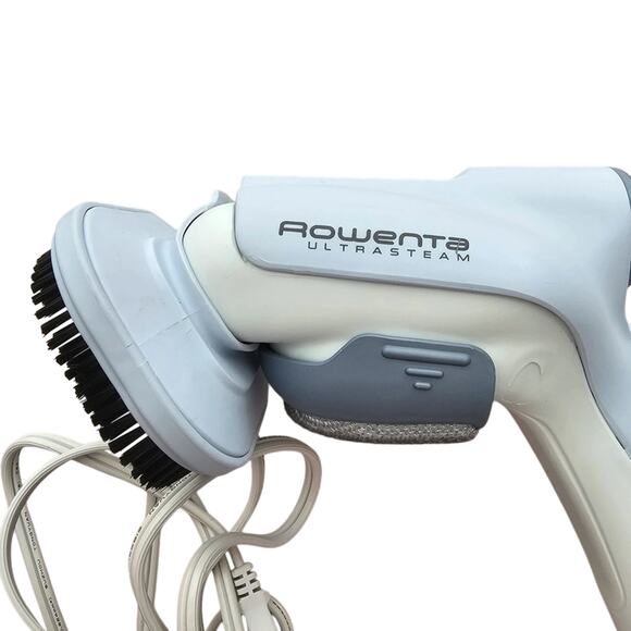 Rowenta Ultrasteam Handheld Fabric Steamer 13" - Picture 4 of 9